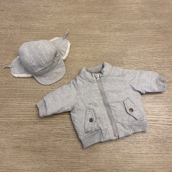 SOLD: Gap Coat 0-6 months - Picture 1 of 6